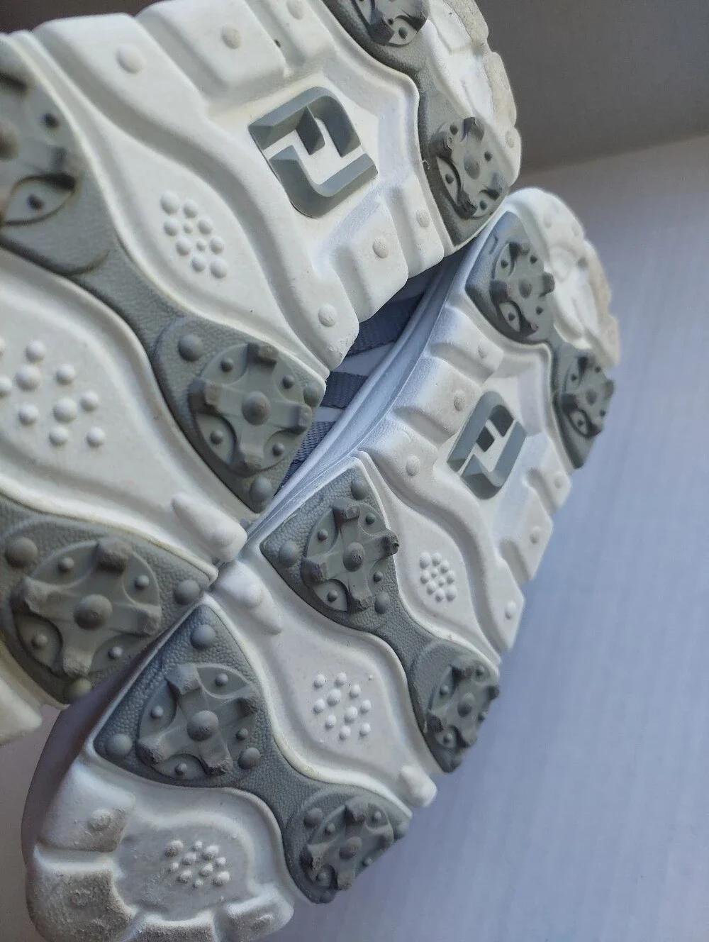 Size 1 Kids FootJoy Golf Sneakers White/Gray  Sport Shoes Foot Joy